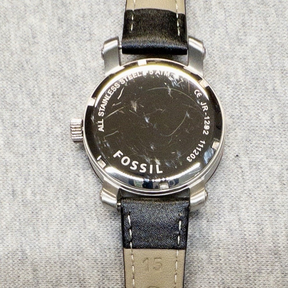 Fossil‎ Minimalist Black & White 34mm Watch New Battery - Picture 13 of 14